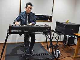 �n�����h�I���K�� �����������X �F�{ ��B ���C�u ���t �C�̂ЂƂ茾 �G�b�T�E�B���̐��M �[���ւ̊��� ��������R��