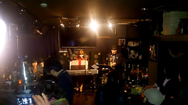 佐伯モリヤス カホン Black Sun Jazz club タブラ