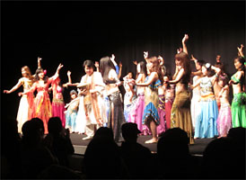 盛岡市おでってホール Laylaライラ舞踊団ベリーダンス発表会 エジプシャンタブラ独奏 ダルブカ佐伯モリヤス 岩手県盛岡市中の橋通1-1-10