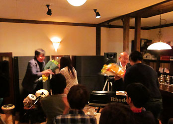 大館コーヒー 珈琲JAZZ 吉成真 佐伯モリヤス ローズピアノ Rhodse Piano タブラ