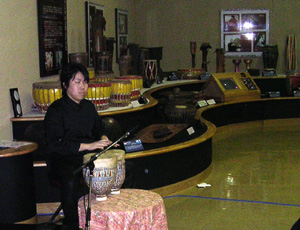 �呾�ۂ̊ف@���E�̑��ۃ~���[�W�A���@�����b�R���ۃg�o�C��