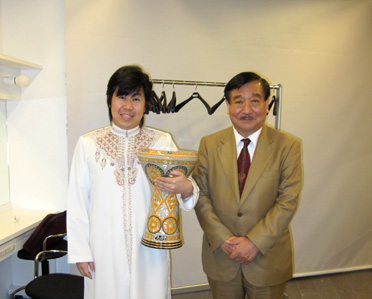 ダラブッカ 佐伯モリヤス エジプト考古学者 吉村作治氏 特別記念講演会 オープニングセレモニー エジプシャン・タブラ演奏 佐伯モリヤス 由利本荘市文化交流会館カダーレ 秋田県由利本荘市東町地内